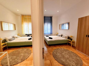 Double Treat Central Apartment by NW